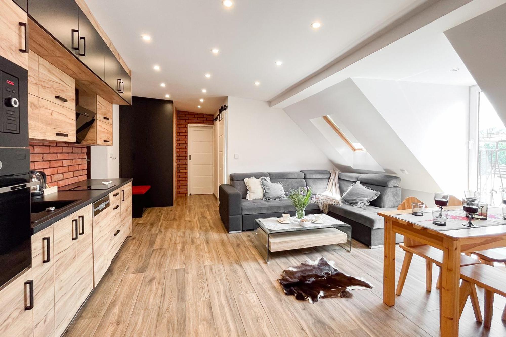 Two-Bedroom Apartment Mountain View